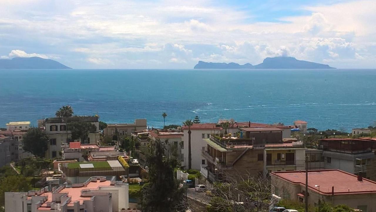 Posillipo: Soggiorno D'Incanto Apartment Naples Luaran gambar