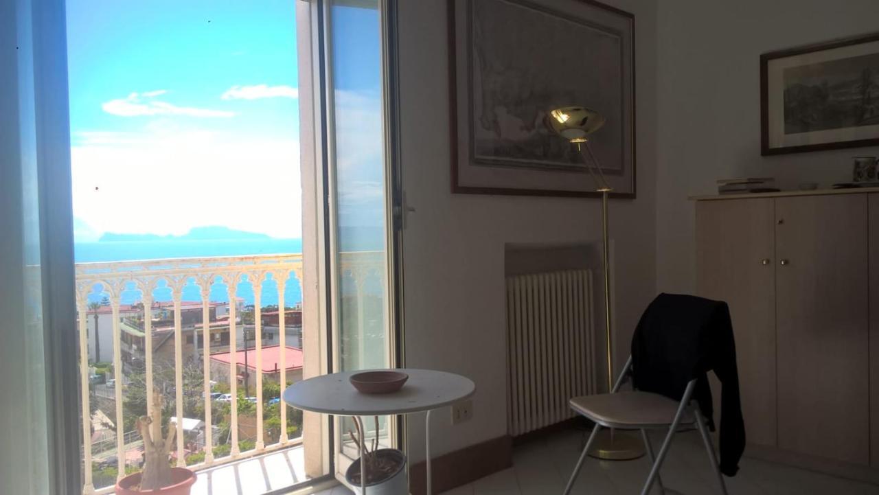 Posillipo: Soggiorno D'Incanto Apartment Naples Luaran gambar