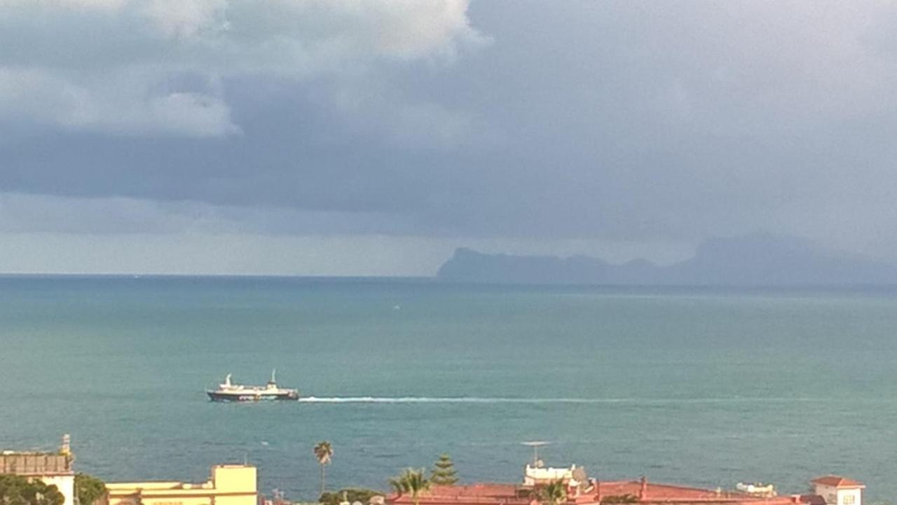 Posillipo: Soggiorno D'Incanto Apartment Naples Luaran gambar